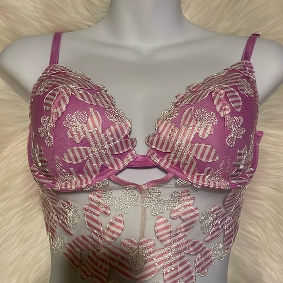 Victoria's Secret Luxe Lingerie Demi Mesh Bra - Picture 10 of 15